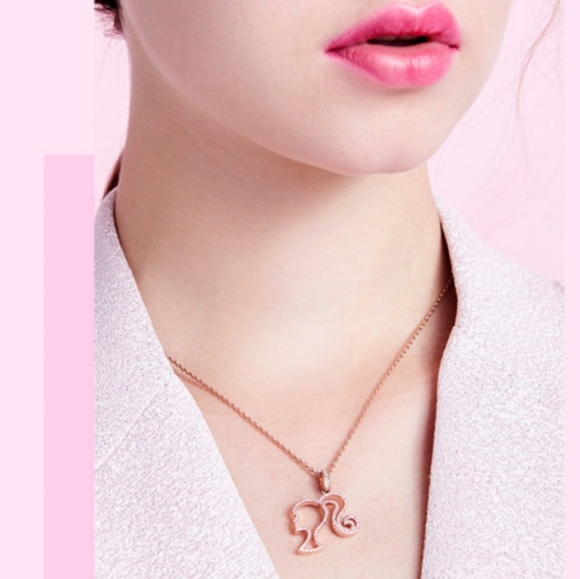 Barbie Rhinestone Necklace - Picture 3 of 13